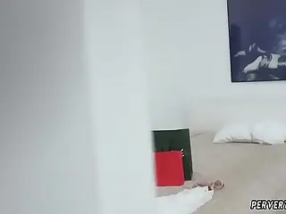 Amateur đã xác minh Krissy Lynn dẫn bạn vào hành trình khám phá những thú vui cấm đoán của MILF, từ golden showers đến những khoái cảm tội lỗi khác. Không khí ngập tràn sự mong đợi khi cô ấy buông theo bản năng hoang dại, phá vỡ mọi giới hạn và thách thức mọi kỳ vọng với mỗi hành động.