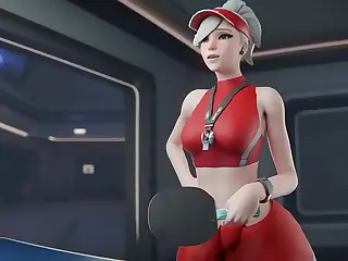 乒乓球台上的淫荡游戏，性感MILF将比赛变成更亲密火热的运动。球弹跳的清脆声响呼应她媚眼，肢体很快交缠在一起。迅速动作升级为持久肉搏，每秒钟都充满电流般的原始刺激。