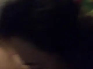 熟女高超口技让他欲罢不能，唇舌节奏精准如同指挥交响乐，将期待引爆成极致高潮